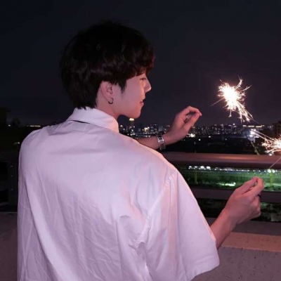 很酷二字网名男生