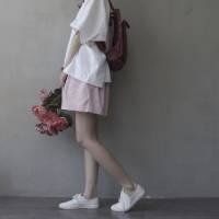 qq头像红色控女生