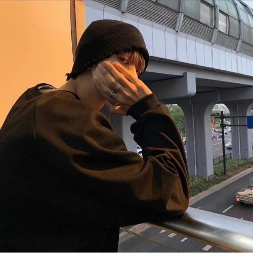 头像阳光干净男