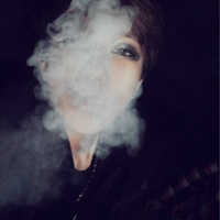 男生头像伤感吸烟黑暗系