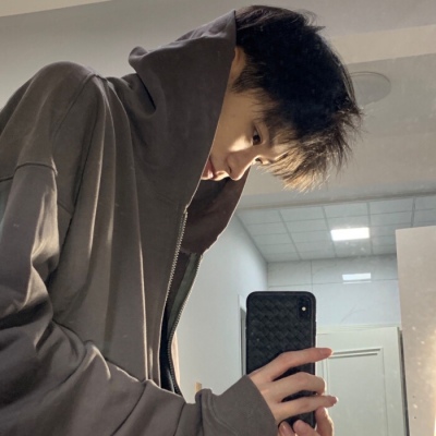 网红头像男高冷