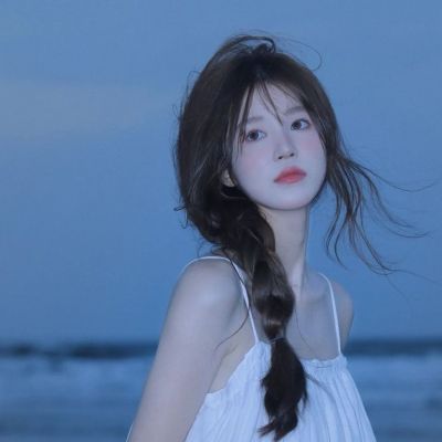 微信头像图片唯美清新淡雅女