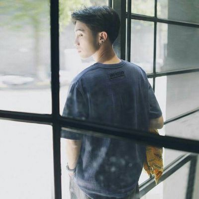 男生头像成熟稳重背影霸气十足