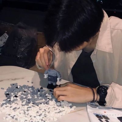 2023年头像男