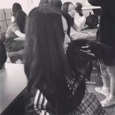 沙雕女头像