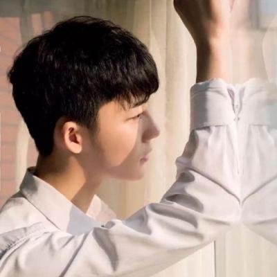 头像男高清干净