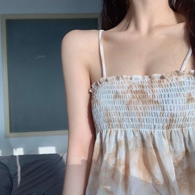 女生头像部位仙气锁骨