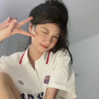 女生头像简单干净温柔