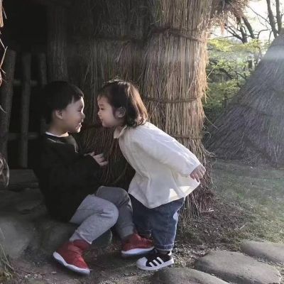 2023情侣头像情侣专用小孩子