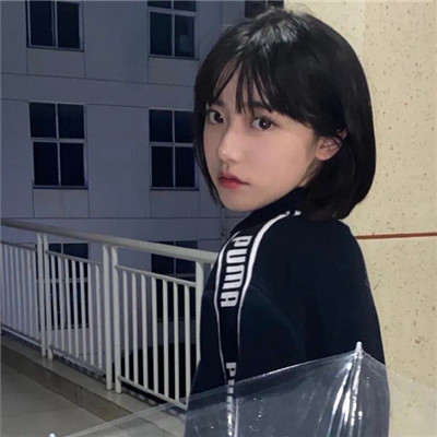 短发头像女2023最新款