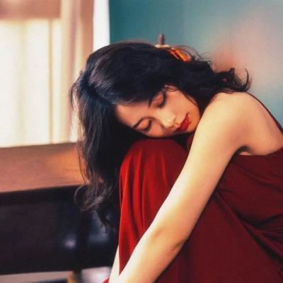 新年头像女红色