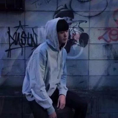 宋亚轩同款微信头像蓝色