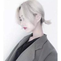 类似摆渡人的网名