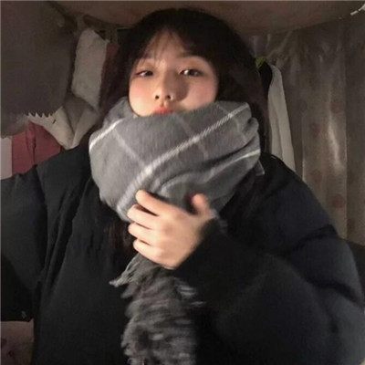女生头像干净