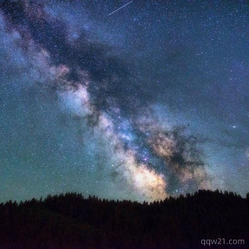 紫色星空梦幻头像