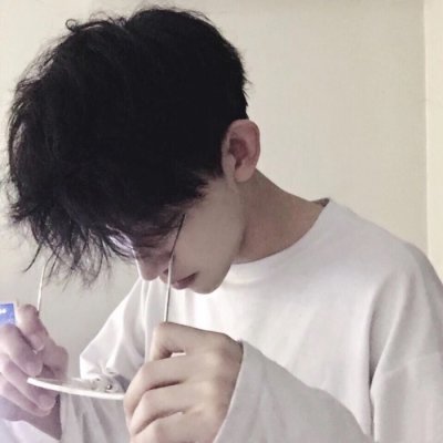 头像男生霸气冷酷侧脸帅气
