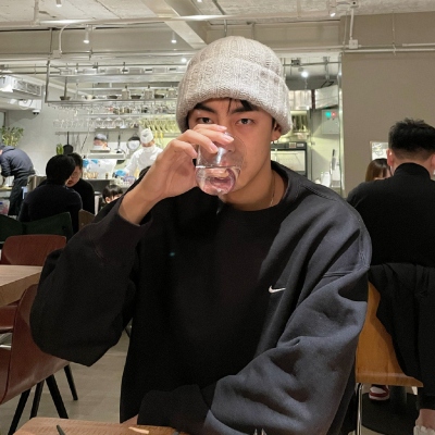 男头像ins高级质感阳光干净可保存