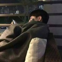 男士头像简单成熟