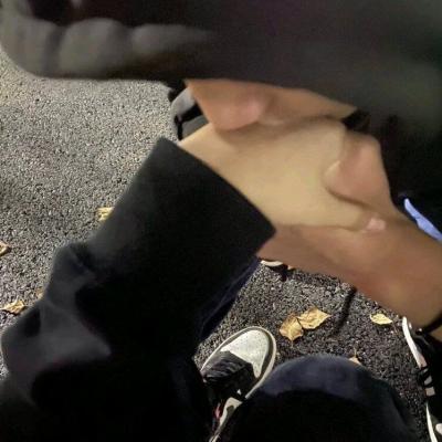 cp情侣头像一左一右