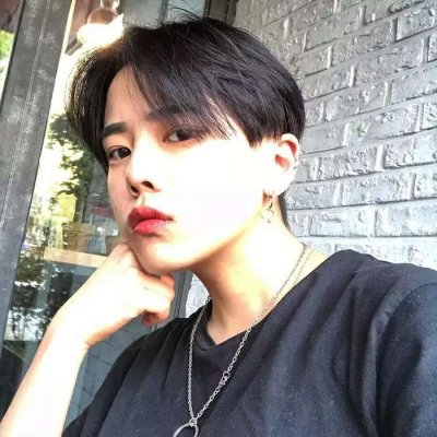 阳光男生头像唯美