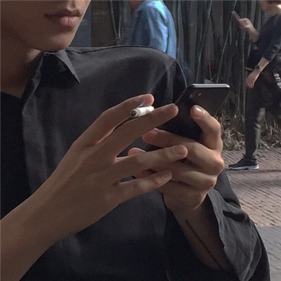 头像男高清干净