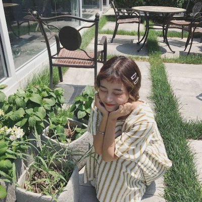 个性女头像高级干净