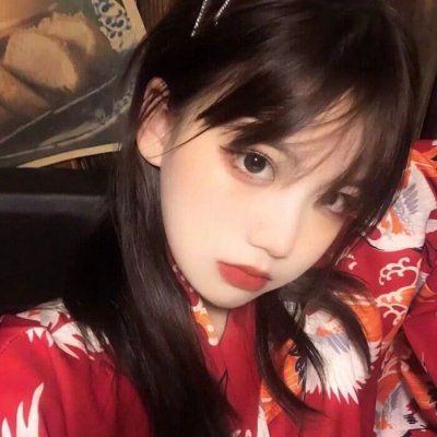 女生头像真人不像网图