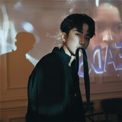 成熟的男生头像可保存