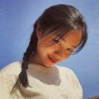 中长发女生头像高级质感