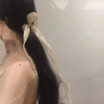 头像女温柔干净侧脸