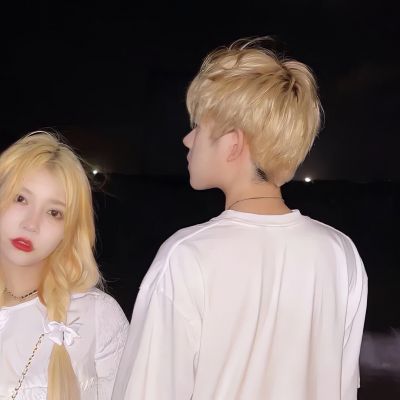 情侣头像一男一女超甜
