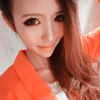 红色衣服的头像女生唯美生活