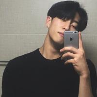 真实头像男高质量