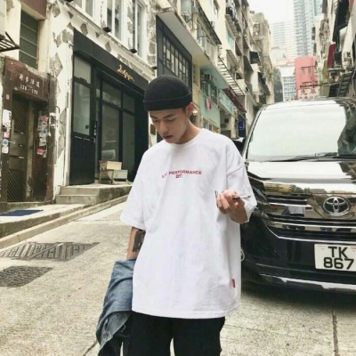 最时尚的微信头像男生