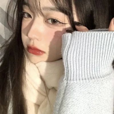 水墨头像简单干净