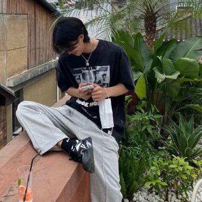 头像ins高级质感干净男头