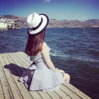 关于秋天伤感女生网名
