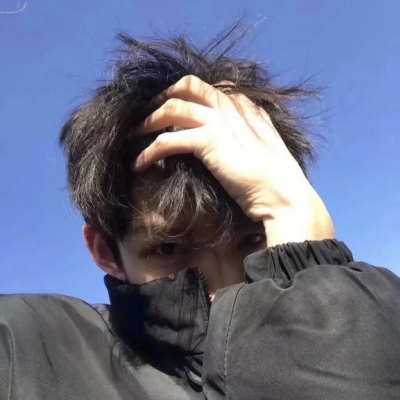 头像男阳光干净正能量