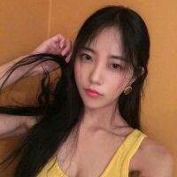 头像女带宠物