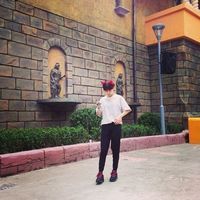 qq头像女伤感冷漠