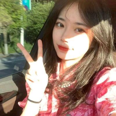 气质淡雅高贵女生头像