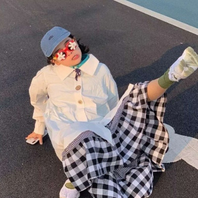 可爱头像女沙雕
