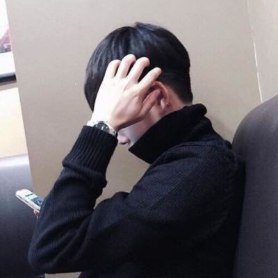 男人头像成熟稳重简单干净