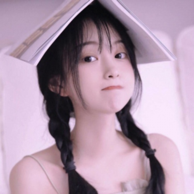 女头像干净质感